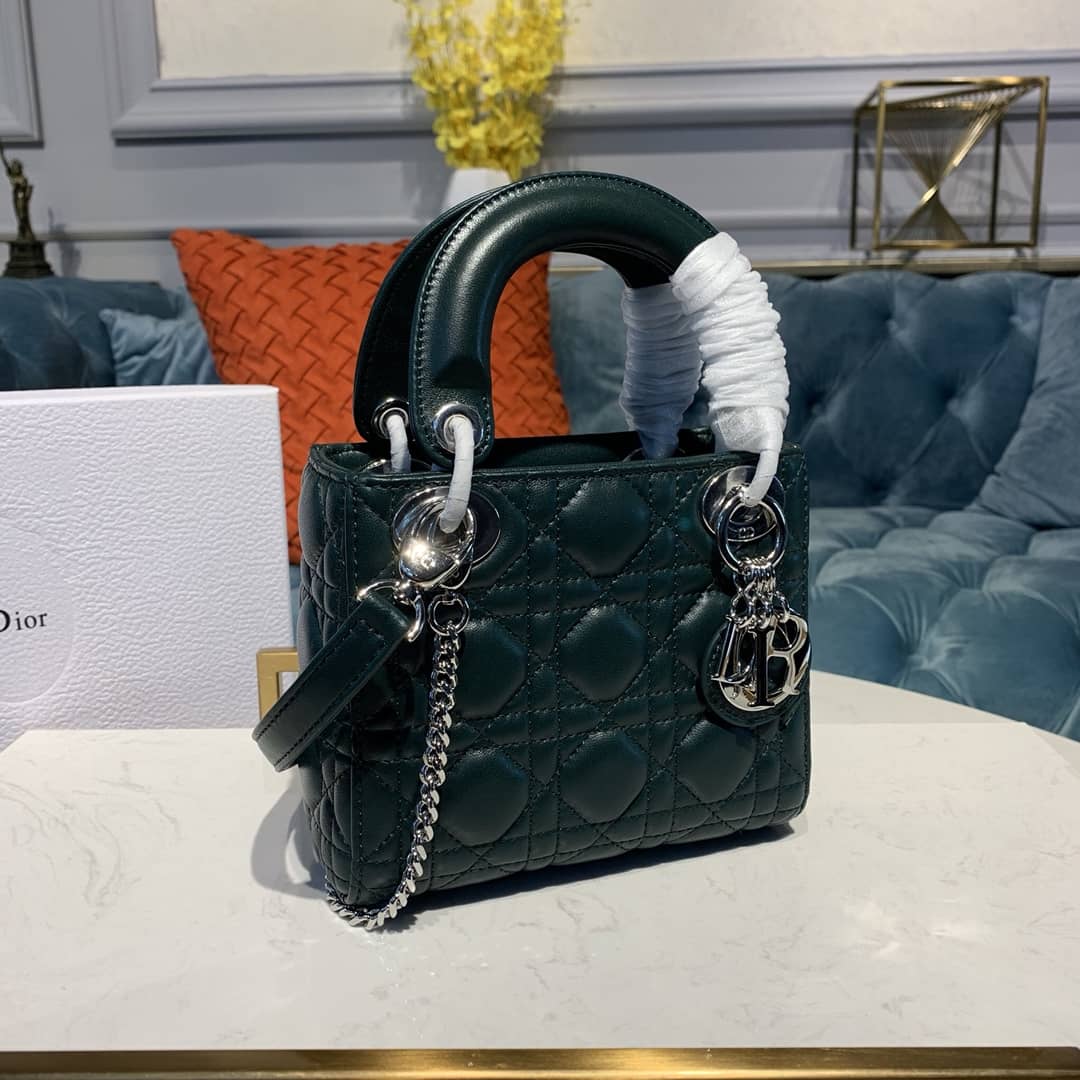 Best Replica Christian Dior Lady Dior 17CM Replica Bag - Colareps