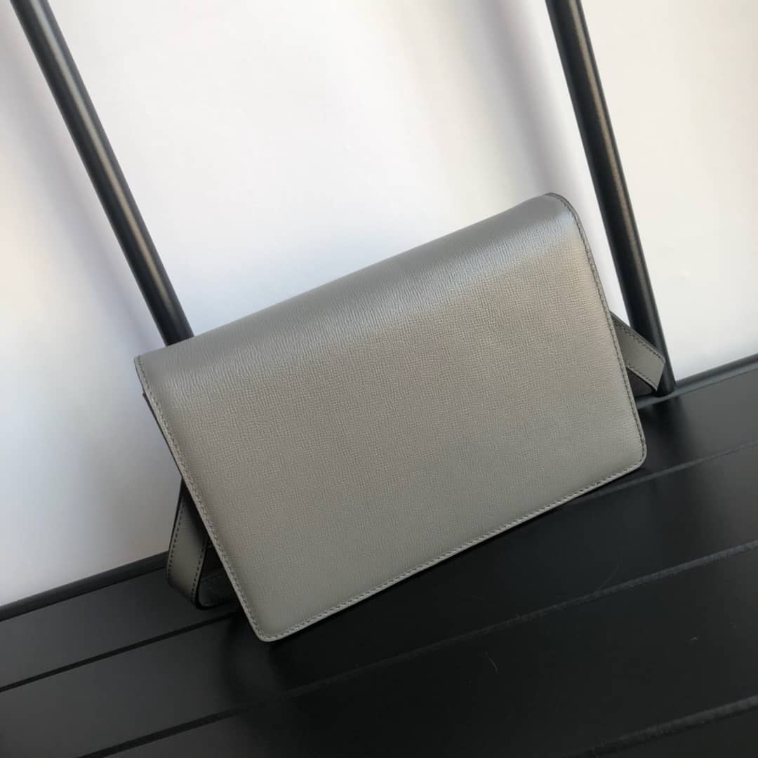 Best Replica Gucci GG Ring Torchon Leather Shoulder Bag Replica Gray 589474 - Colareps