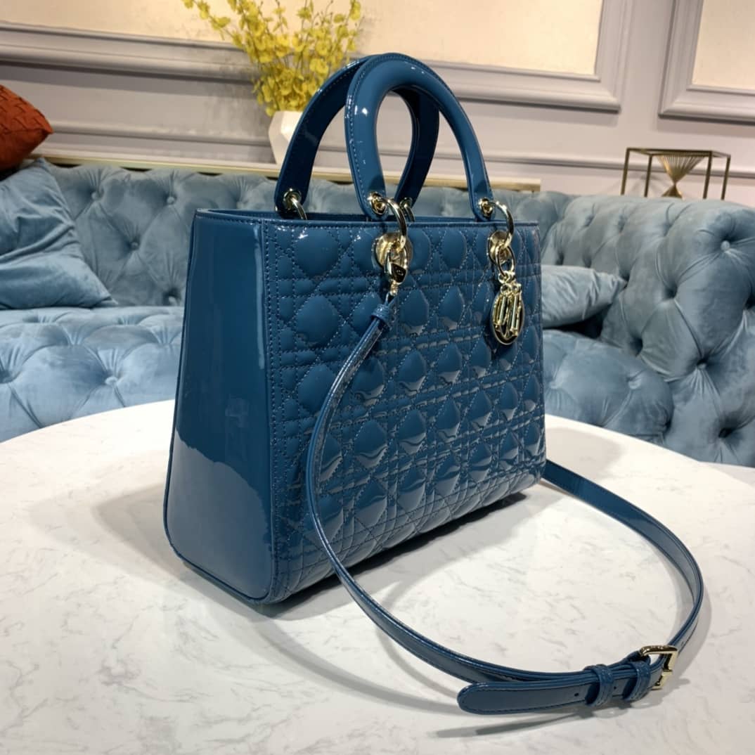 Best Replica Christian Dior Lady Dior 32CM Replica Bag - Colareps