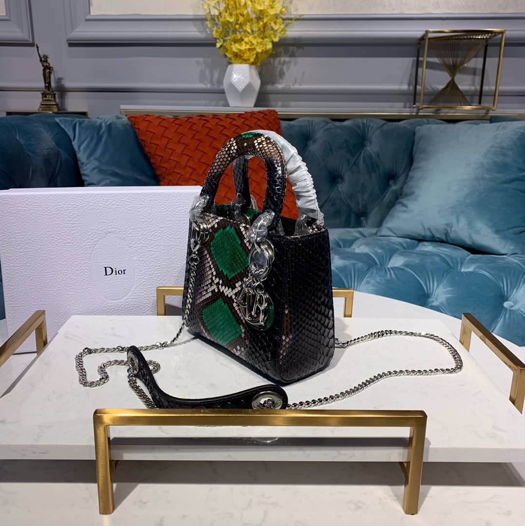 Best Replica Christian Dior Lady Dior 17CM Replica Bag - Colareps