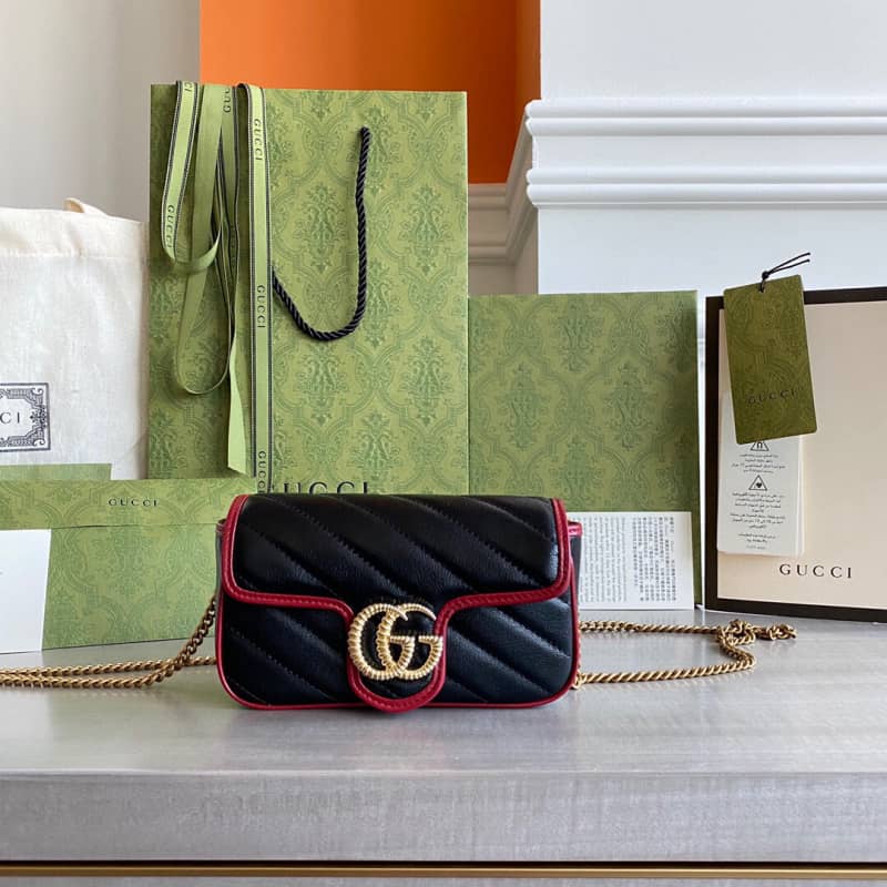 Best Replica Gucci GG Marmont Mini Matelasse Leather Shoulder Bag Replica Black 574969 - Colareps