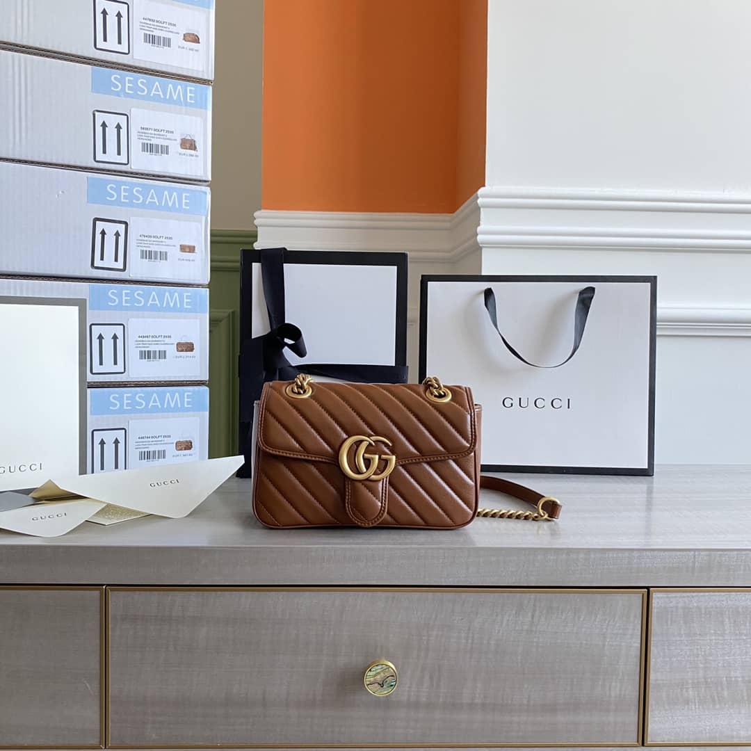 Best Replica Gucci GG Marmont Mini Matelasse Shoulder Bag Replica Brown 446744 - Colareps
