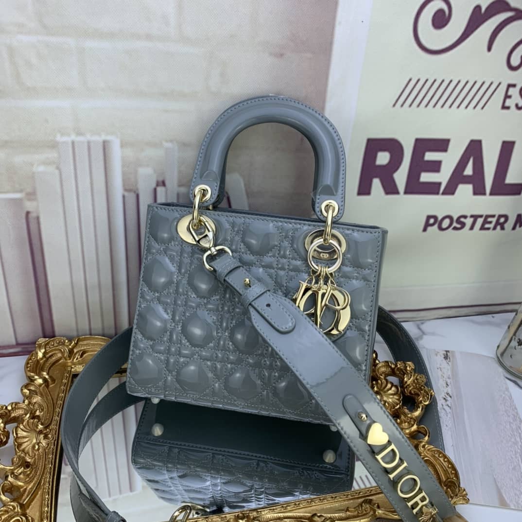 Best Replica Christian Dior Lady Dior 20CM Replica Bag - Colareps