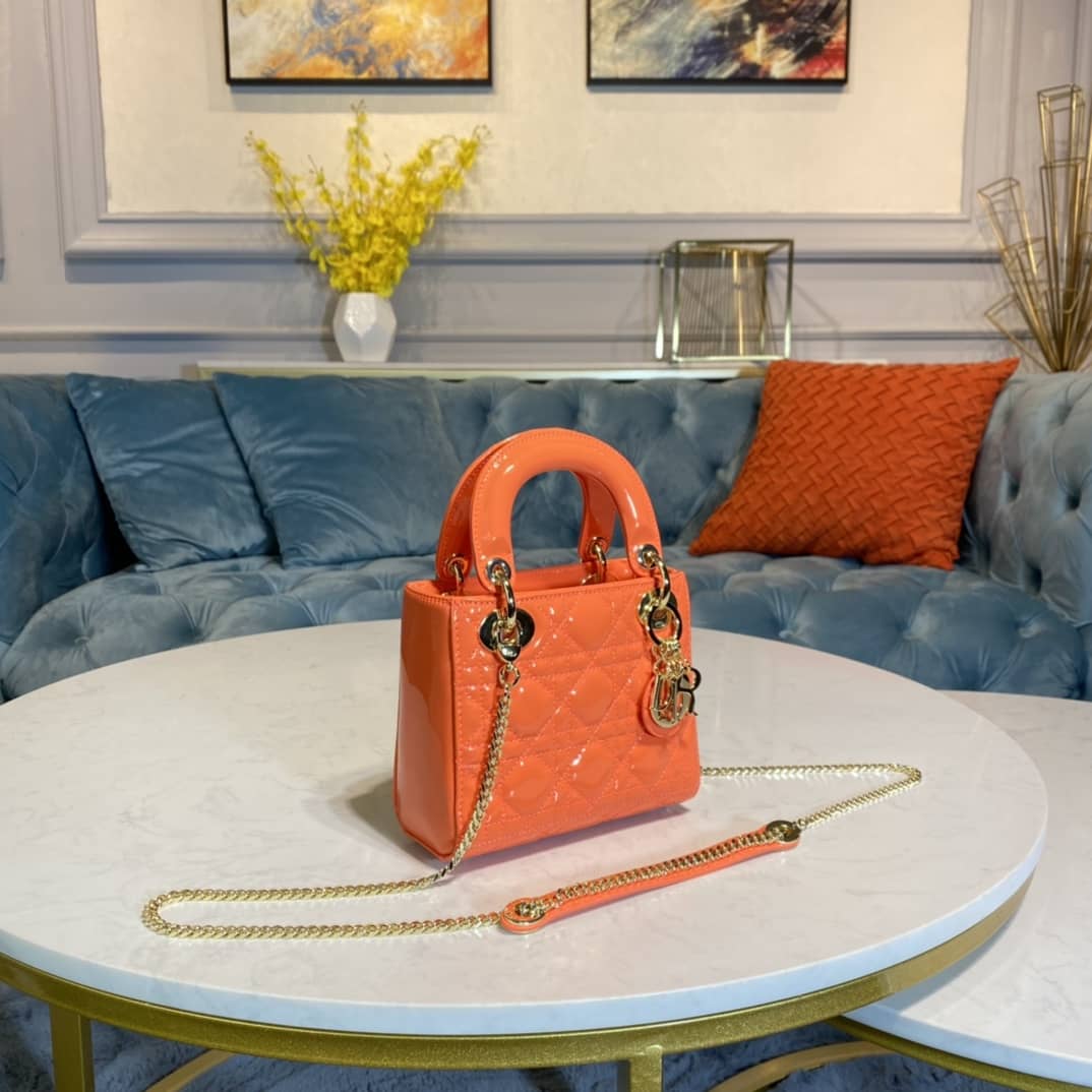 Best Replica Christian Dior Lady Dior 17CM Replica Bag - Colareps