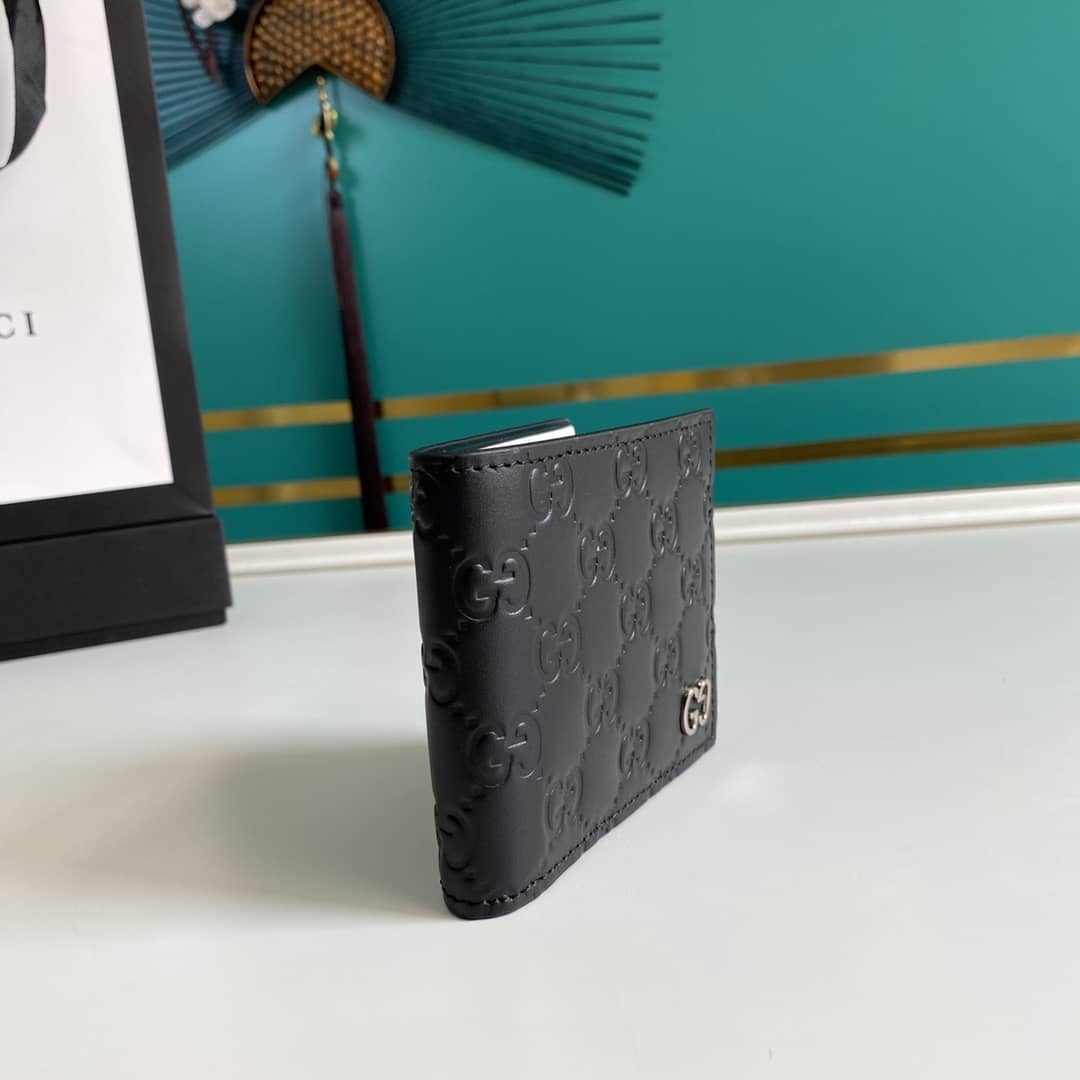 Best Replica Gucci Signature Bi Fold Calfskin Embossed Wallet 473916 - Colareps
