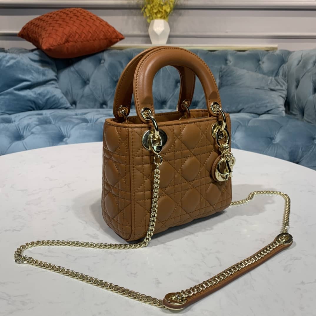 Best Replica Christian Dior Lady Dior 17CM Replica Bag - Colareps