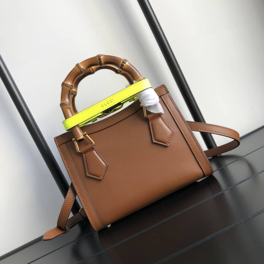 Best Replica Gucci Diana Mini Bamboo Tote Bag Replica Brown 655661 - Colareps