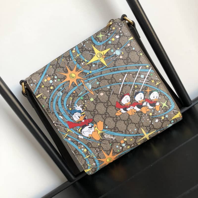 Best Replica Gucci Donald Duck Disney GG Supreme Bag Replica 645054 - Colareps
