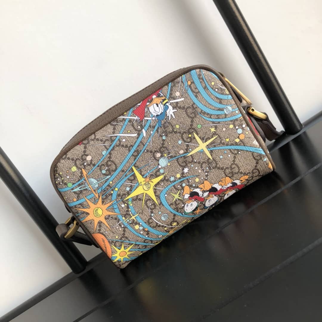 Best Replica Gucci Disney Donald Duck Bag Replica 648124 - Colareps