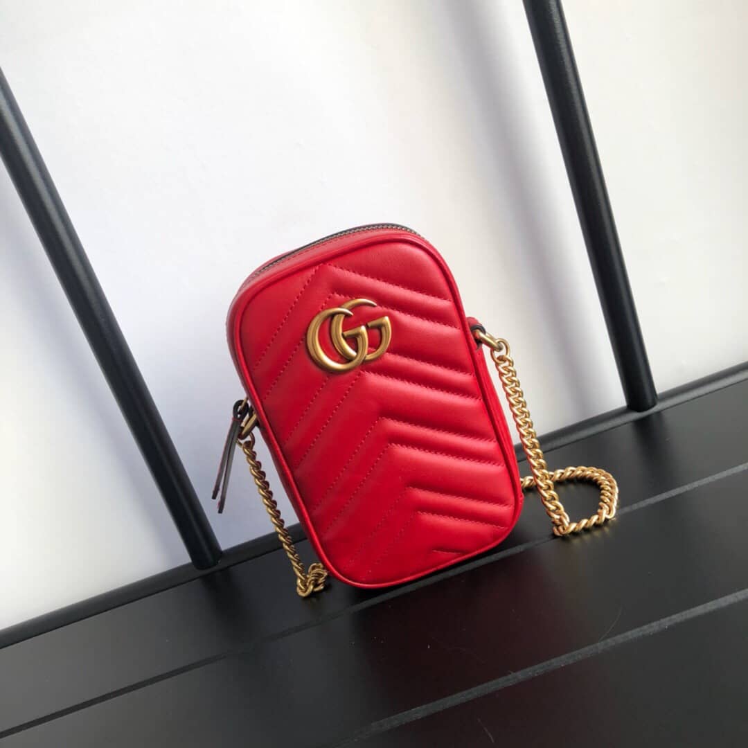 Best Replica Gucci GG Marmont Mini Matelasse Leather Corssbody Bag Replica Red 598598 - Colareps