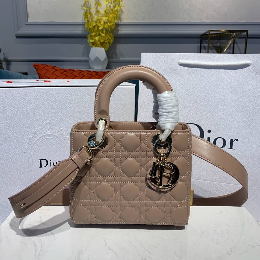 Best Replica Christian Dior Lady Dior 20CM Replica Bag - Colareps