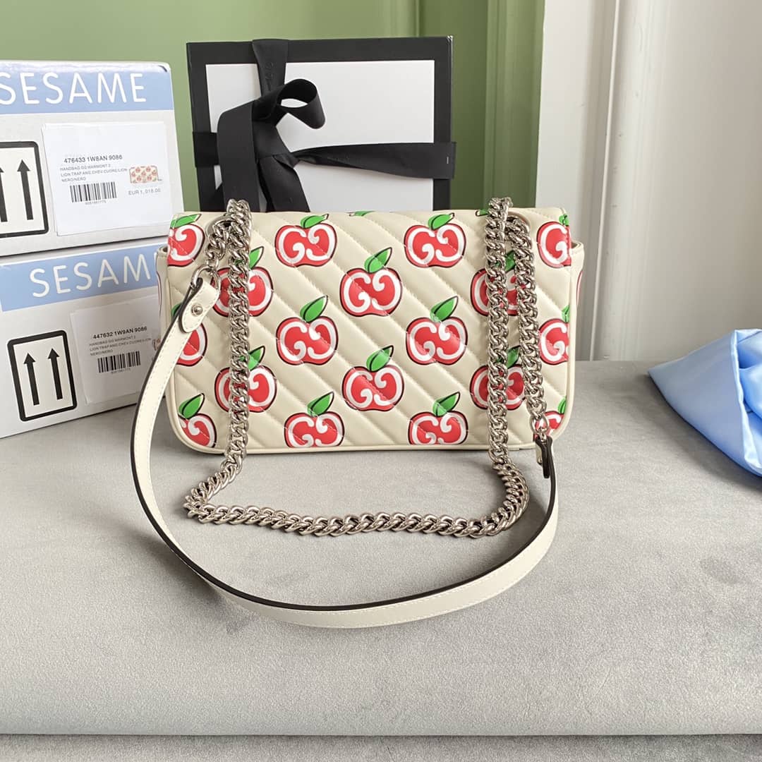 Best Replica Gucci GG Marmont Matelasse Shoulder Bag Replica White 443497 - Colareps