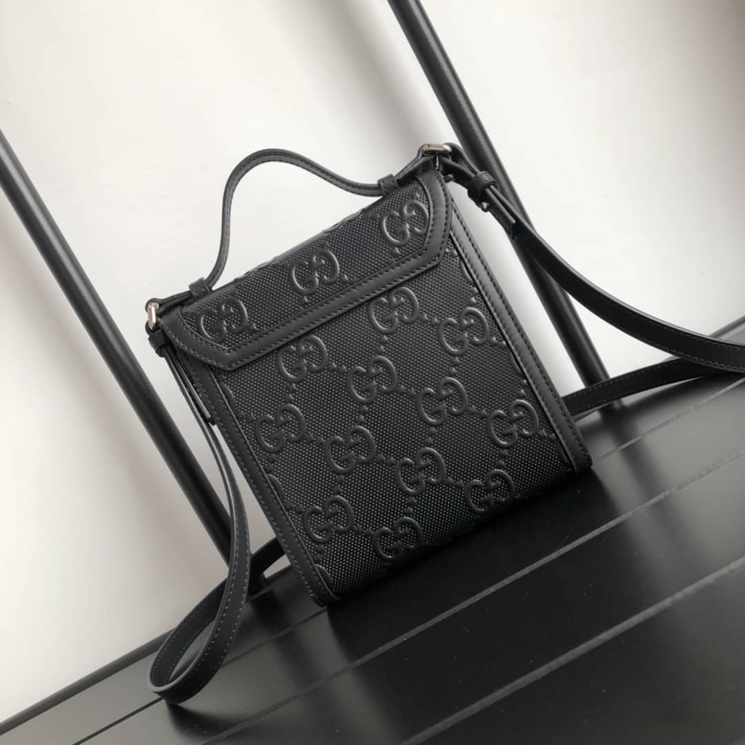Best Replica Gucci Mens GG Embossed Messenger Bag Replica 625782 - Colareps