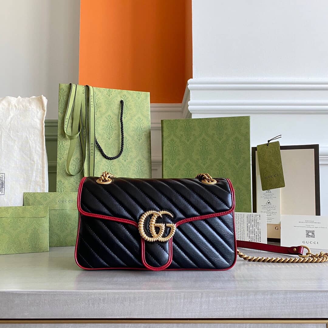 Best Replica Gucci GG Marmont Matelasse Shoulder Bag Replica Black 443497 - Colareps