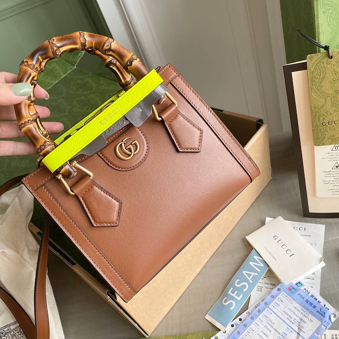 Best Replica Gucci Diana Mini Bamboo Tote Bag Replica Brown 655661 - Colareps