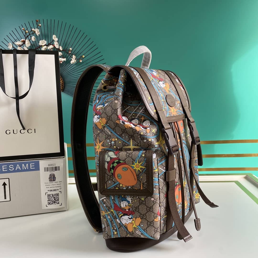 Best Replica Gucci Disney X Gucci Donald Duck Medium Backpack Replica 645051 - Colareps