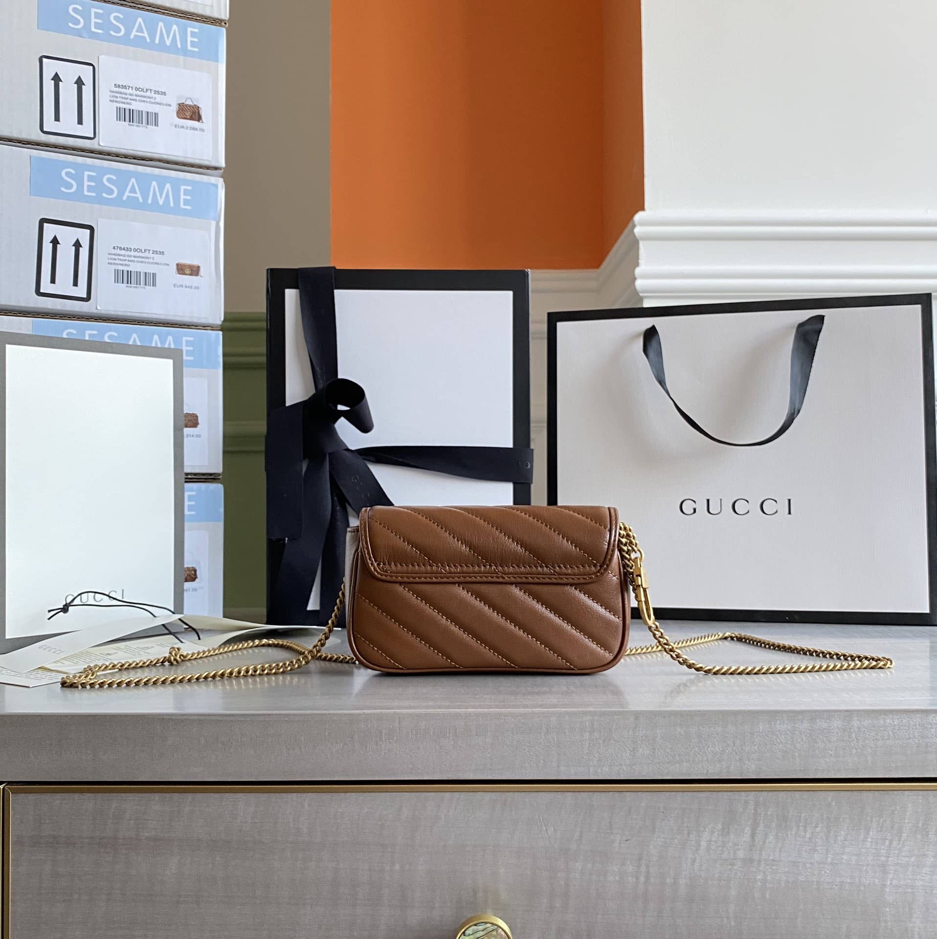 Best Replica Gucci GG Marmont Matelasse Leather Mini Shoulder Bag Replica Brown 476433 - Colareps