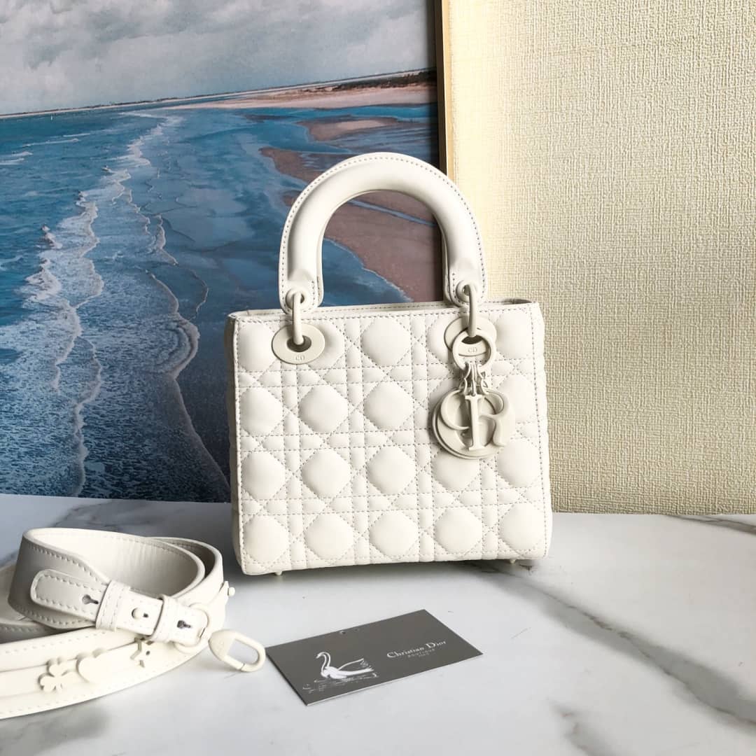 Best Replica Christian Dior Lady Dior 20CM Replica Bag - Colareps