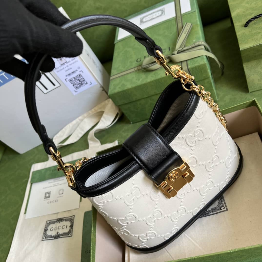 Best Replica Gucci Small GG White 675788 Replica Shoulder Bag - Colareps