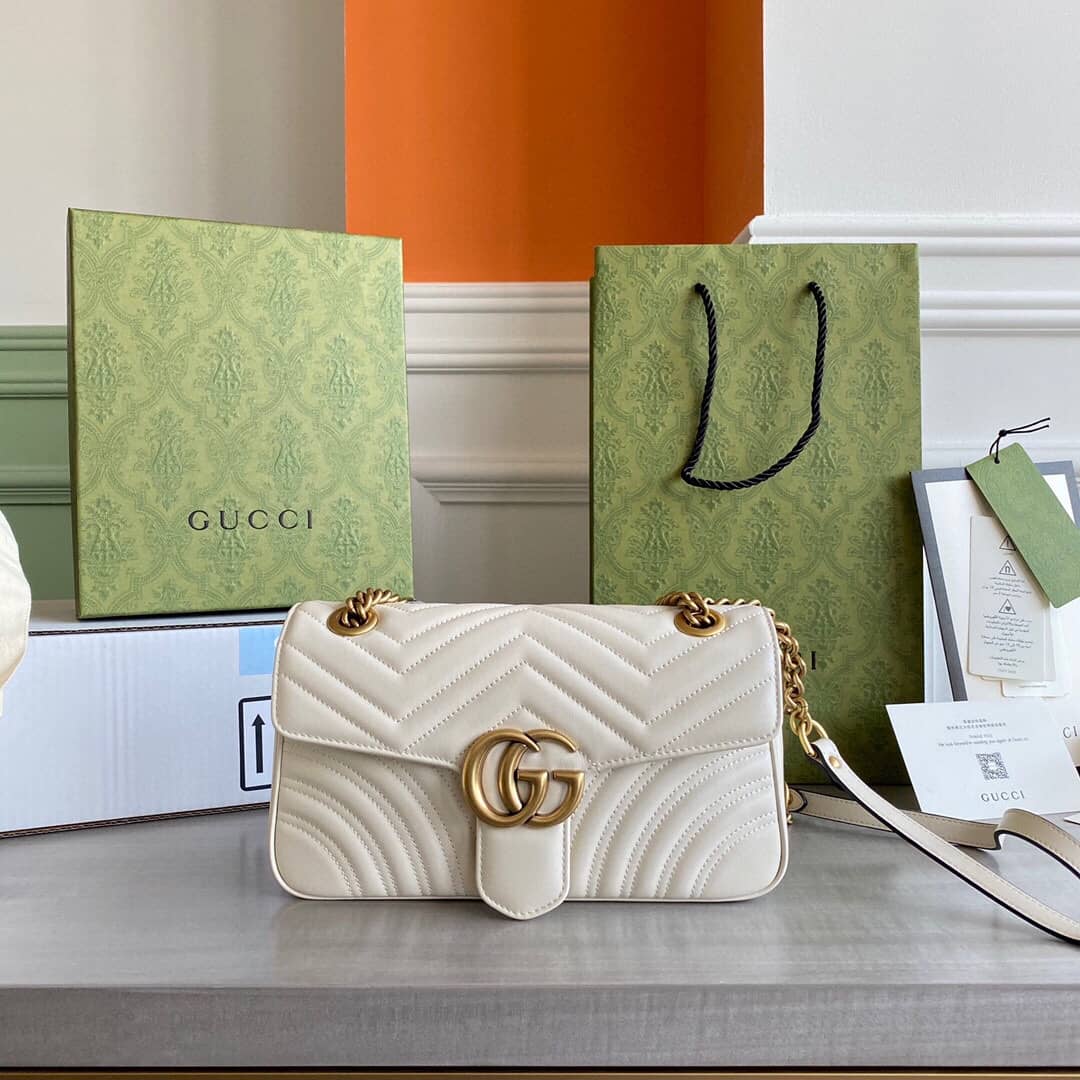Best Replica Gucci GG Marmont Matelasse Shoulder Bag Replica White 443497 - Colareps