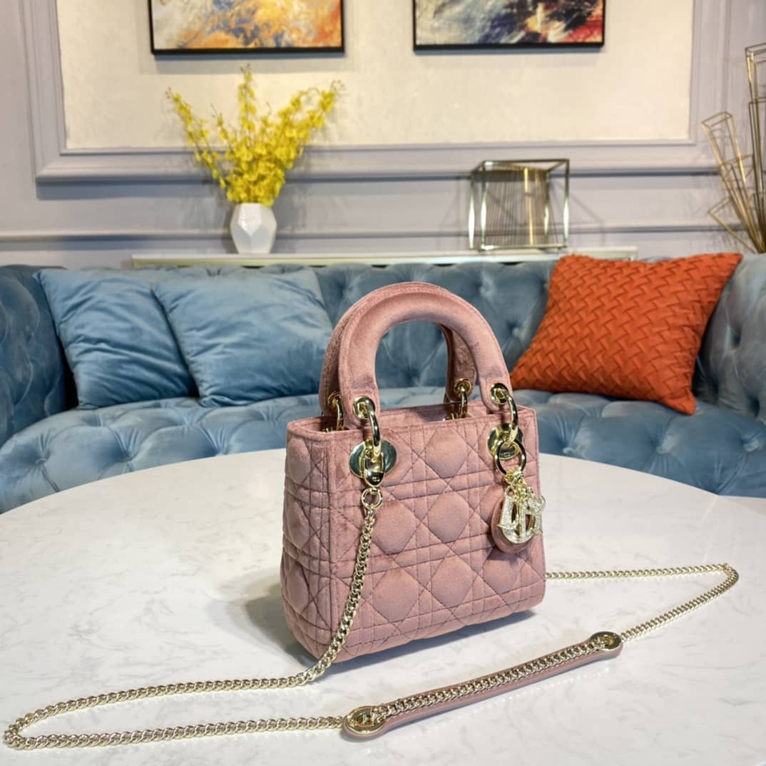 Best Replica Christian Dior Lady 17CM Replica Bag - Colareps