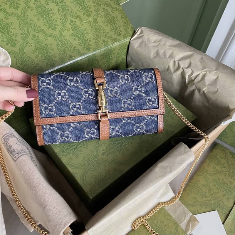Best Replica Gucci Jackie 1961 Chain Wallet Organic GG Denim Raplica 652681 - Colareps
