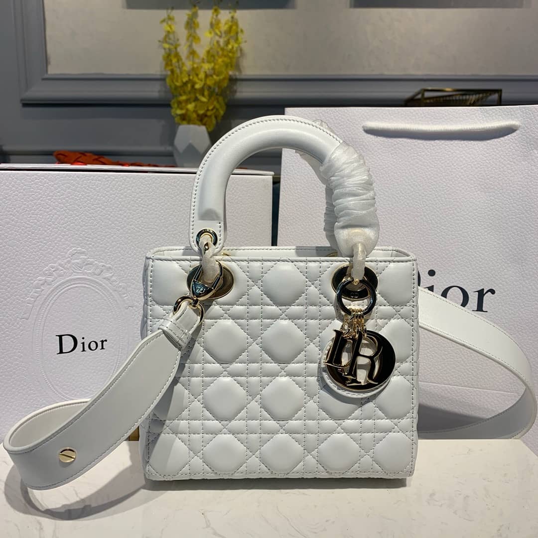 Best Replica Christian Dior Lady Dior 20CM Replica Bag - Colareps