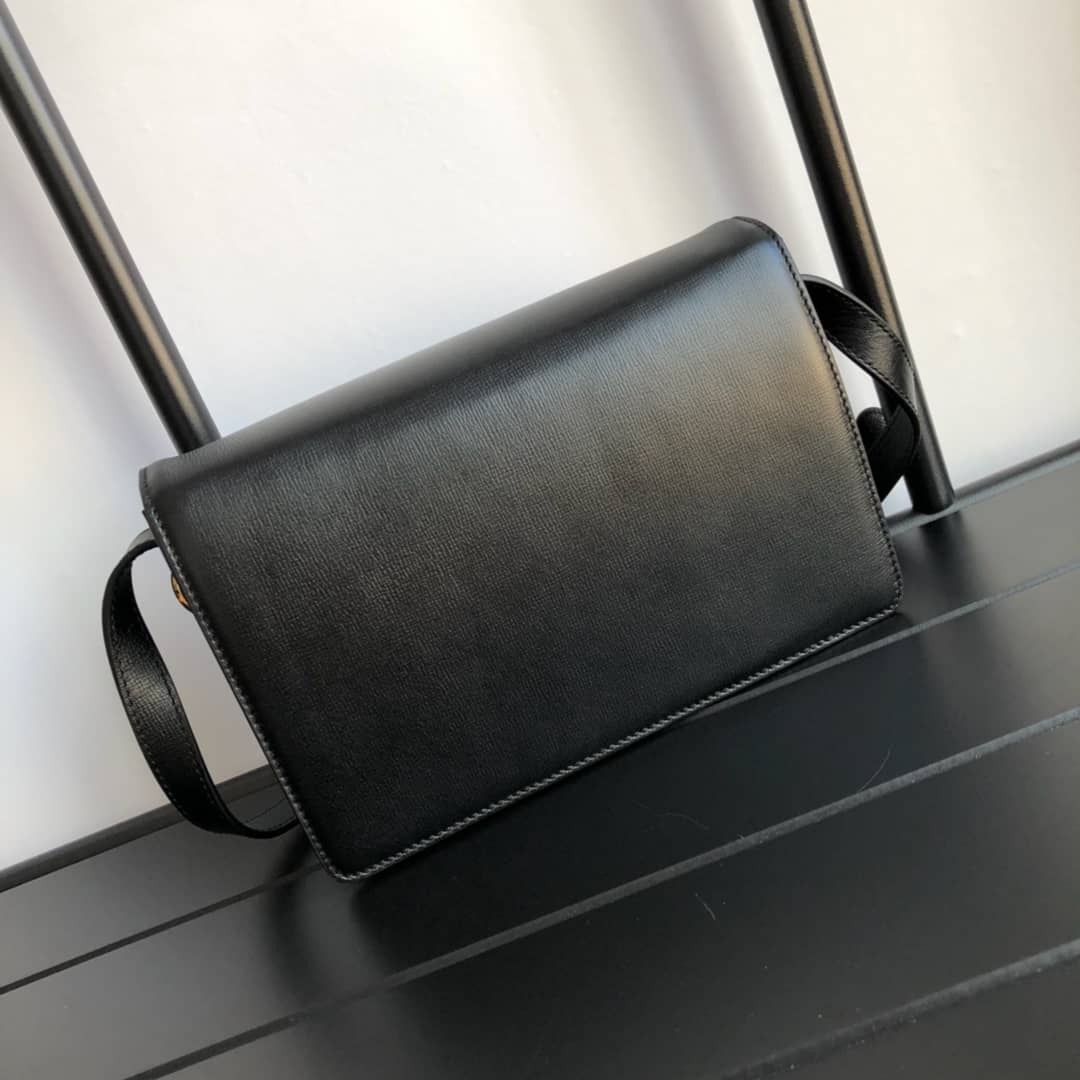Best Replica Gucci GG Ring Torchon Leather Shoulder Bag Replica Black 589474 - Colareps