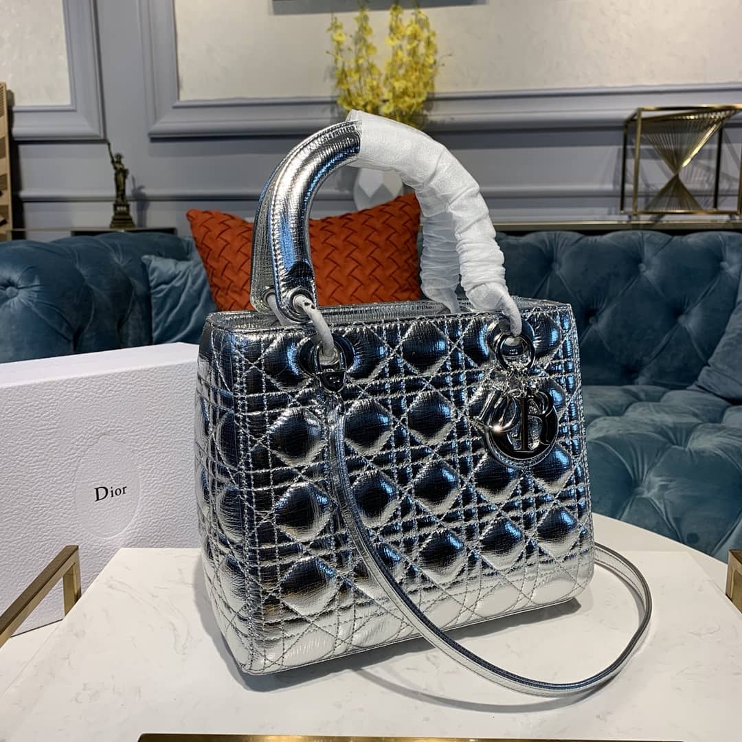 Best Replica Christian Dior Lady Dior 24CM Replica Bag - Colareps