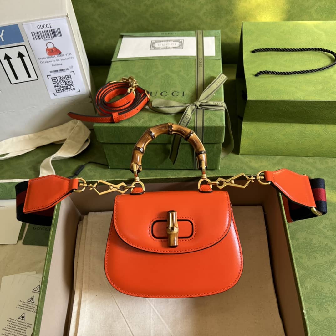 Best Replica Gucci Bamboo Mini Top Handle Bag Replica 686864 - Colareps