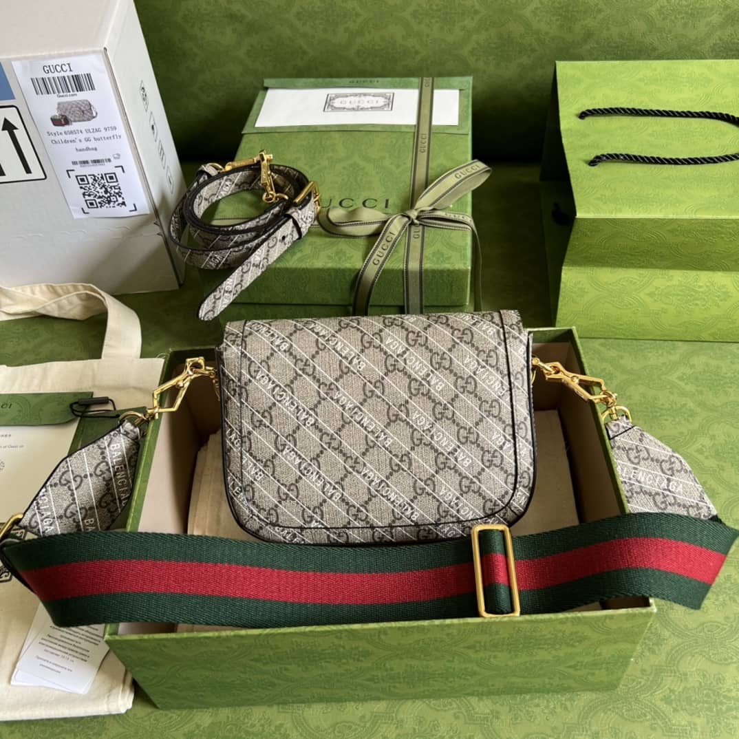 Best Replica Gucci 1955 Horsebit Supreme GG Canvas Mini Shoulder Bag Replica 658574 - Colareps