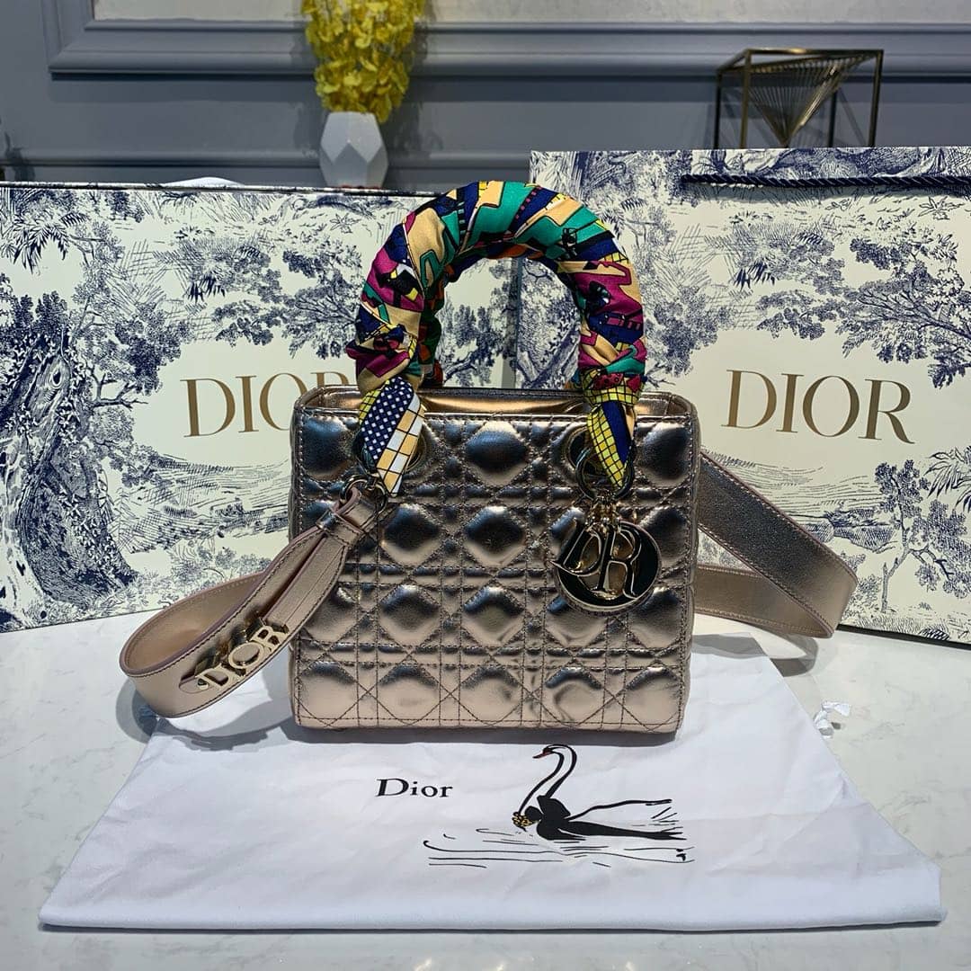 Best Replica Christian Dior Lady Dior 20CM Replica Bag - Colareps