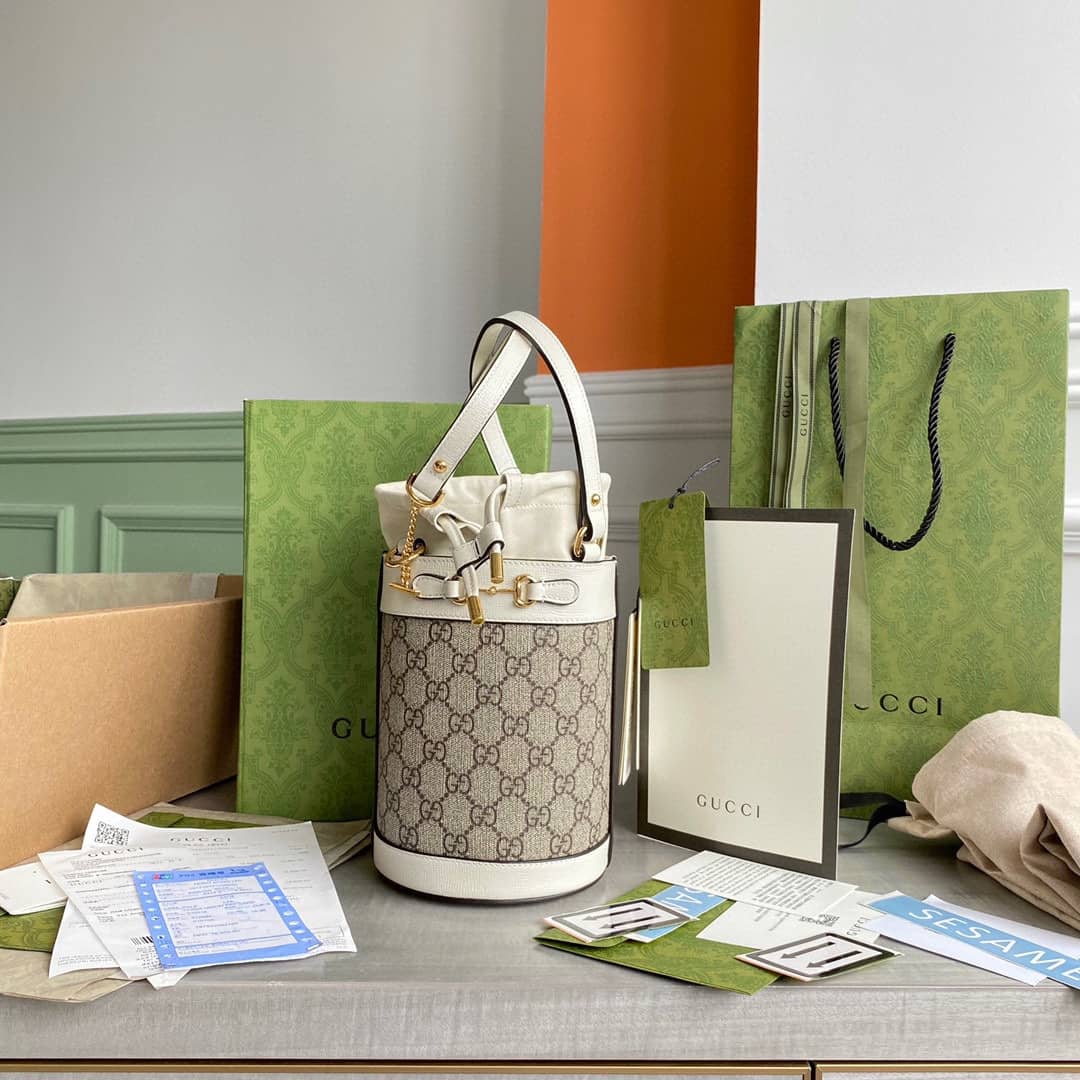 Best Replica Gucci Horsebit Bag Dupe 1955 Small Bucket Bag Replica White 637115 - Colareps
