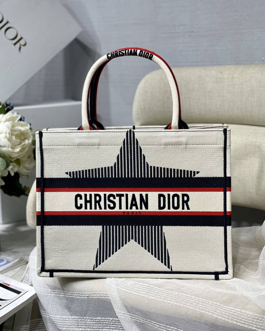 Best Replica Christian Dior CD Book Embroidery Replica Tote - Colareps