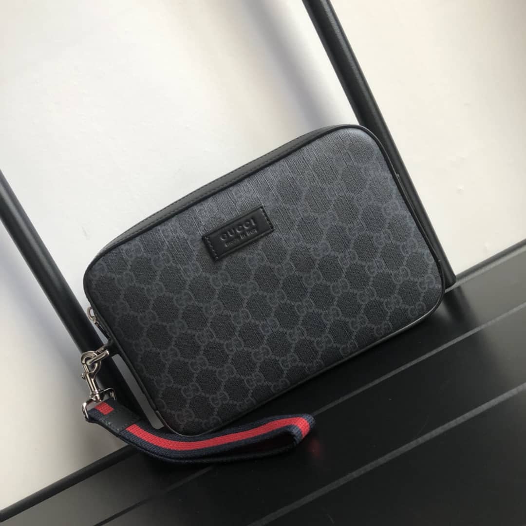 Best Replica Gucci GG Supreme Wash Bag Replica Black 495562 - Colareps