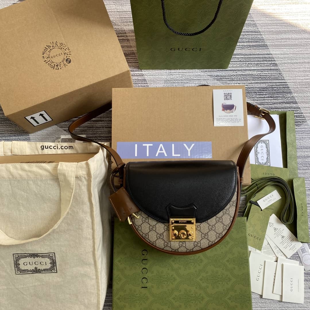 Best Replica Gucci Padlock GG Small Shoulder Bag Replica 644524 - Colareps