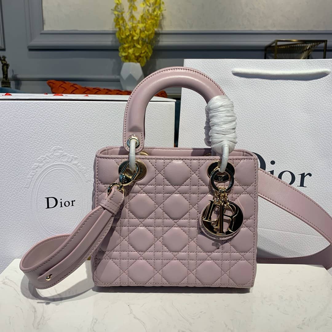 Best Replica Christian Dior Lady Dior 20CM Replica Bag - Colareps