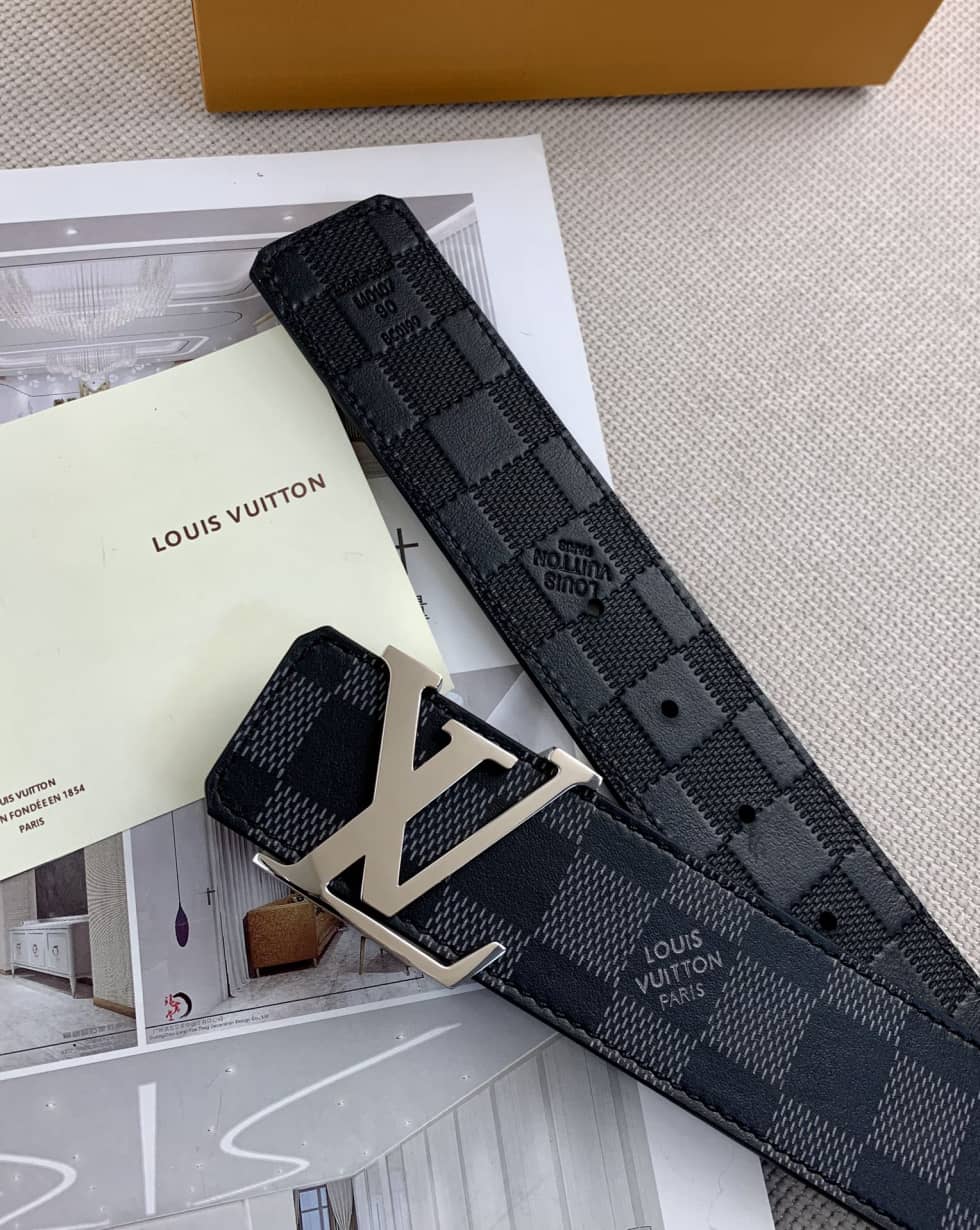 Best Replica Designer Louis Vuitton Classic Belt 40mm - Colareps