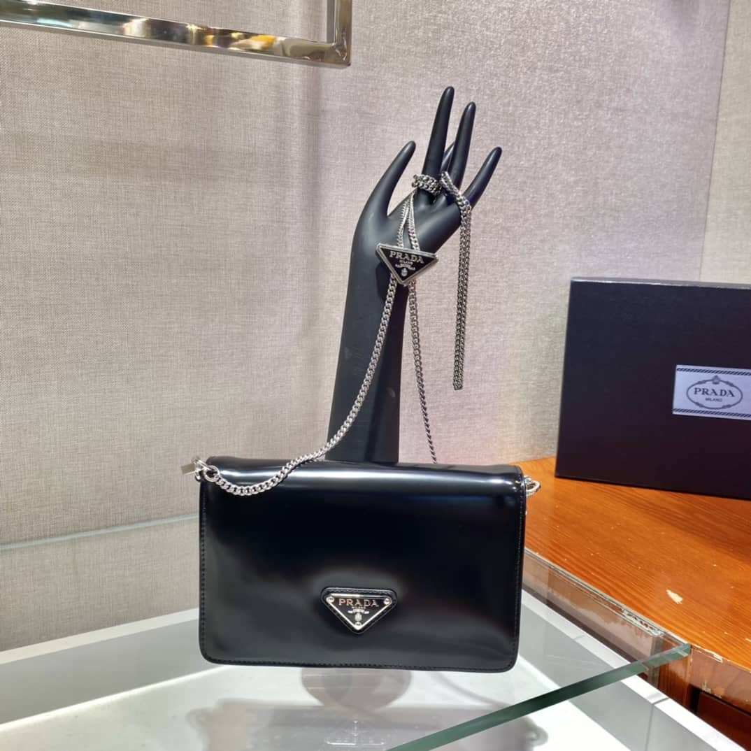 Best Replica Prada Replica Leather Shoulder Bag - Colareps