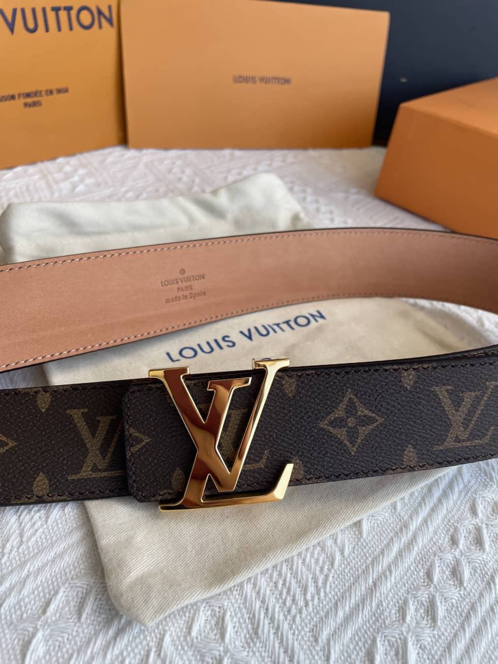 Best Replica Fake Louis Vuitton Logo Belt 38mm - Colareps