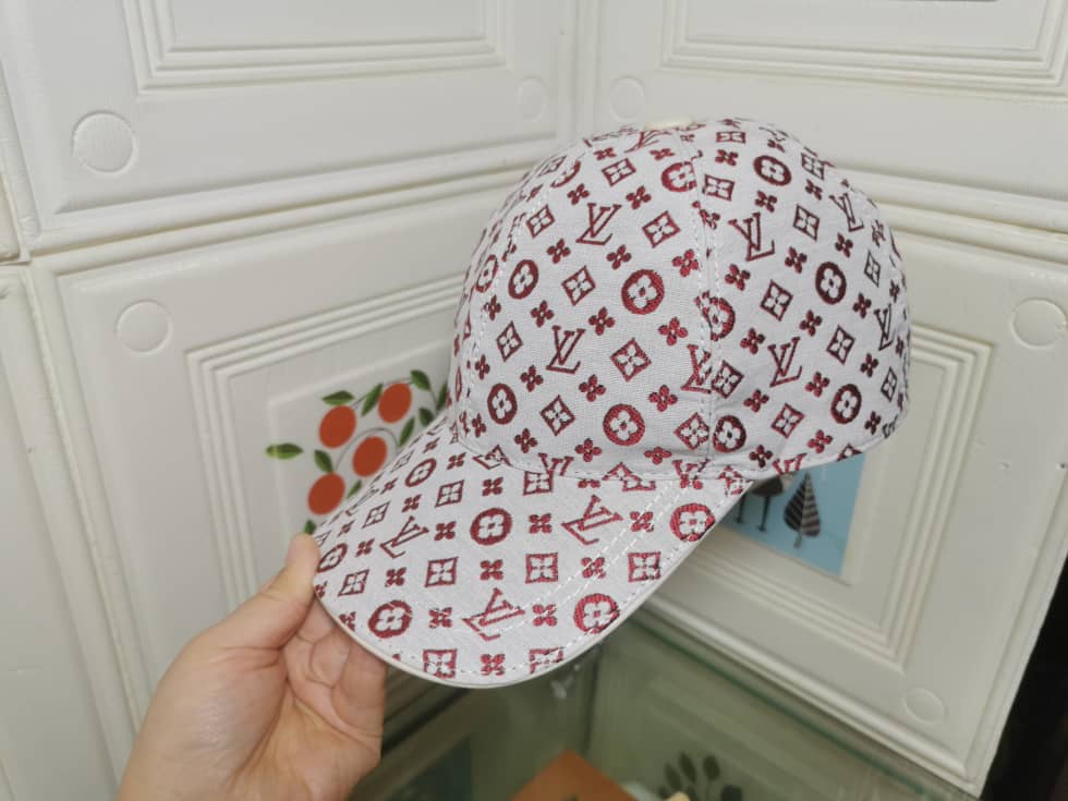 Best Replica Best Louis Vuitton Classic Baseball Cap - Colareps