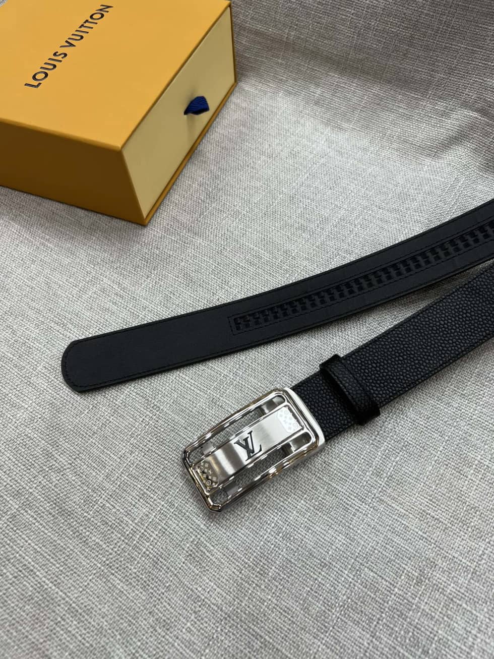 Best Replica Best Louis Vuitton Classic Belt 35mm - Colareps