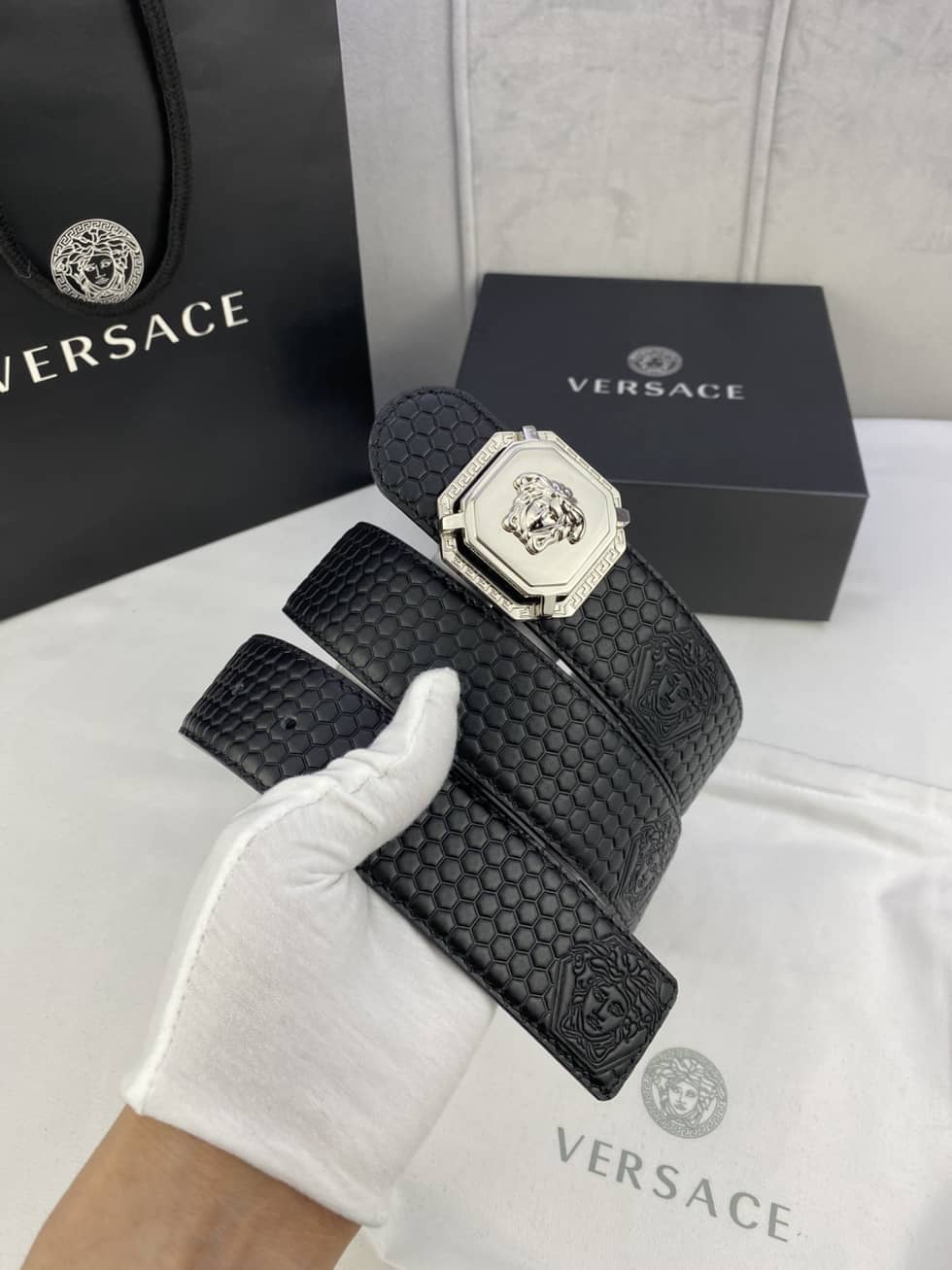 Best Replica Fake Versace Logo Belt 40mm - Colareps