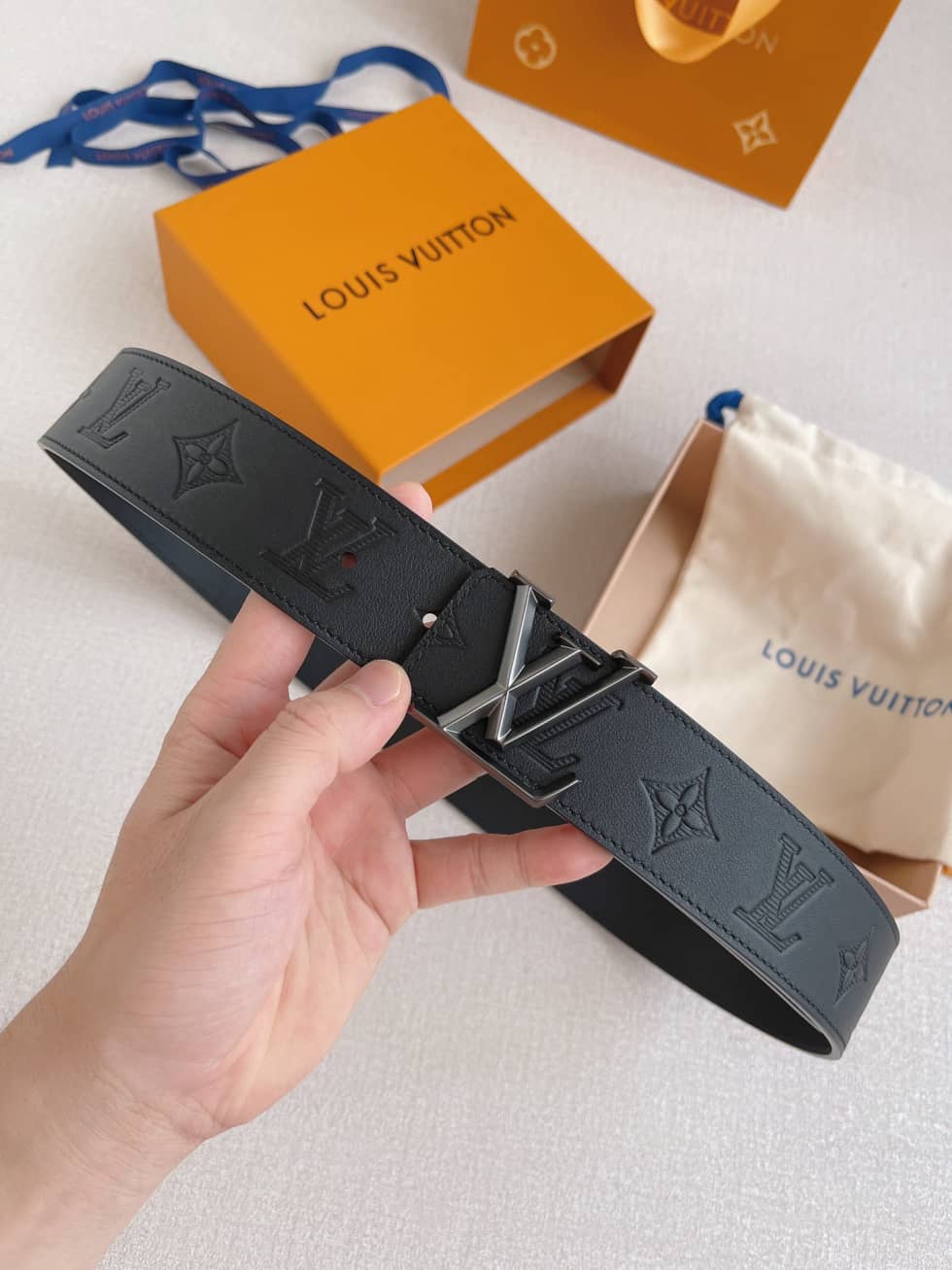 Best Replica Fake Louis Vuitton Logo Belt 40mm - Colareps