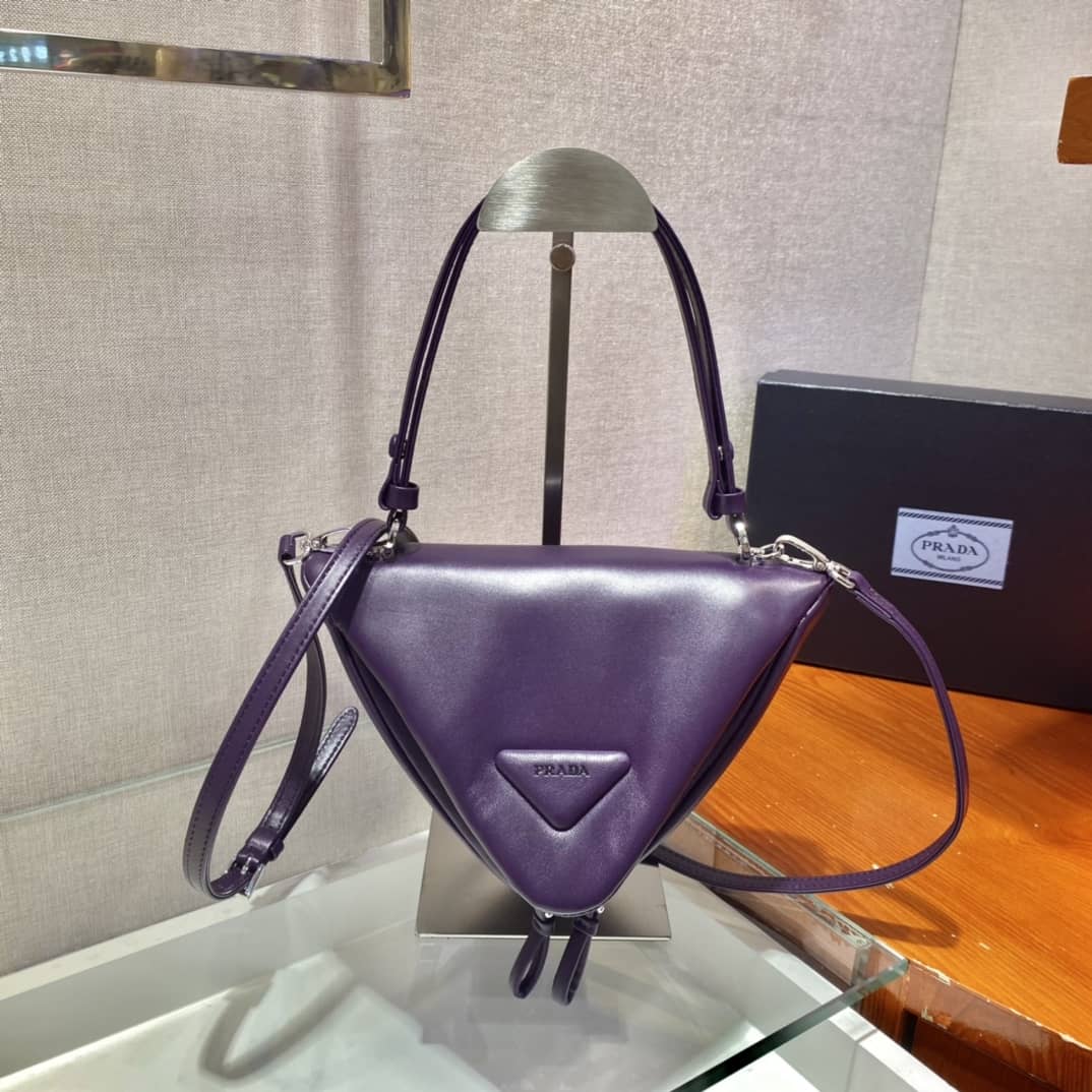 Best Replica Prada Leather Triangle Replica Shoulder Bag - Colareps