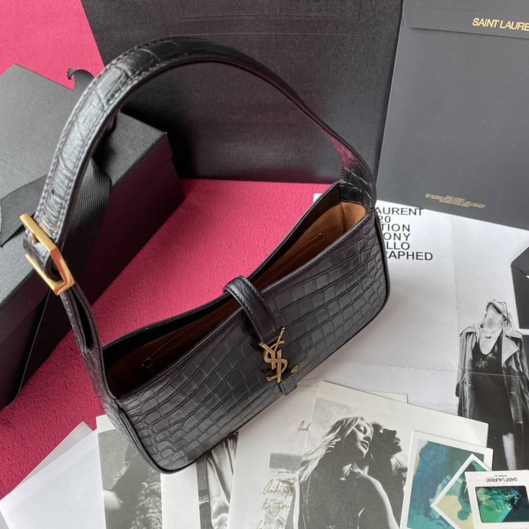 Best Replica YSL Dupes Bags Le 5  7 Smooth Leather Replica Hobo Bag - Colareps
