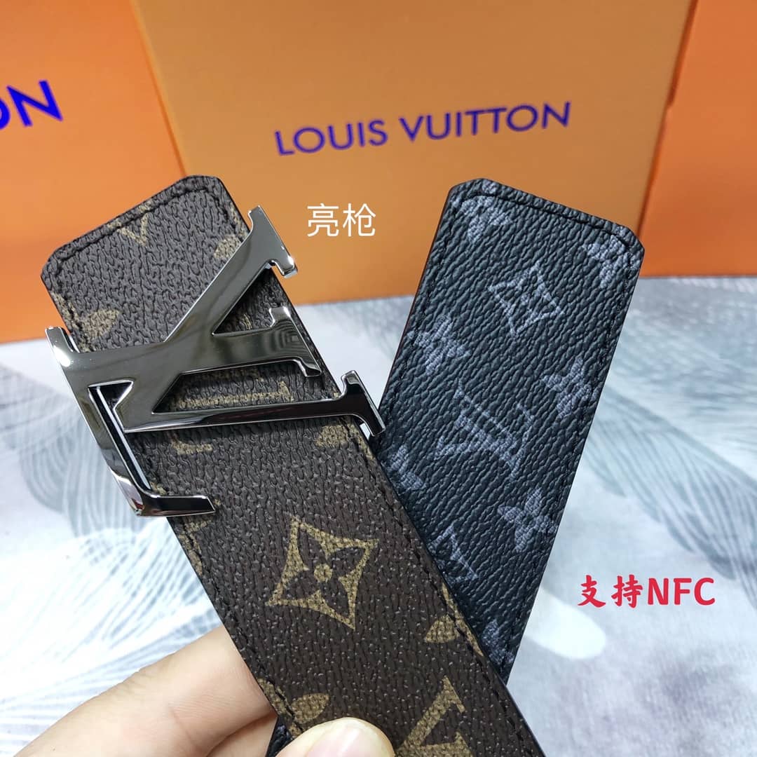 Best Replica Knockoff Louis Vuitton Logo Belt 40mm - Colareps