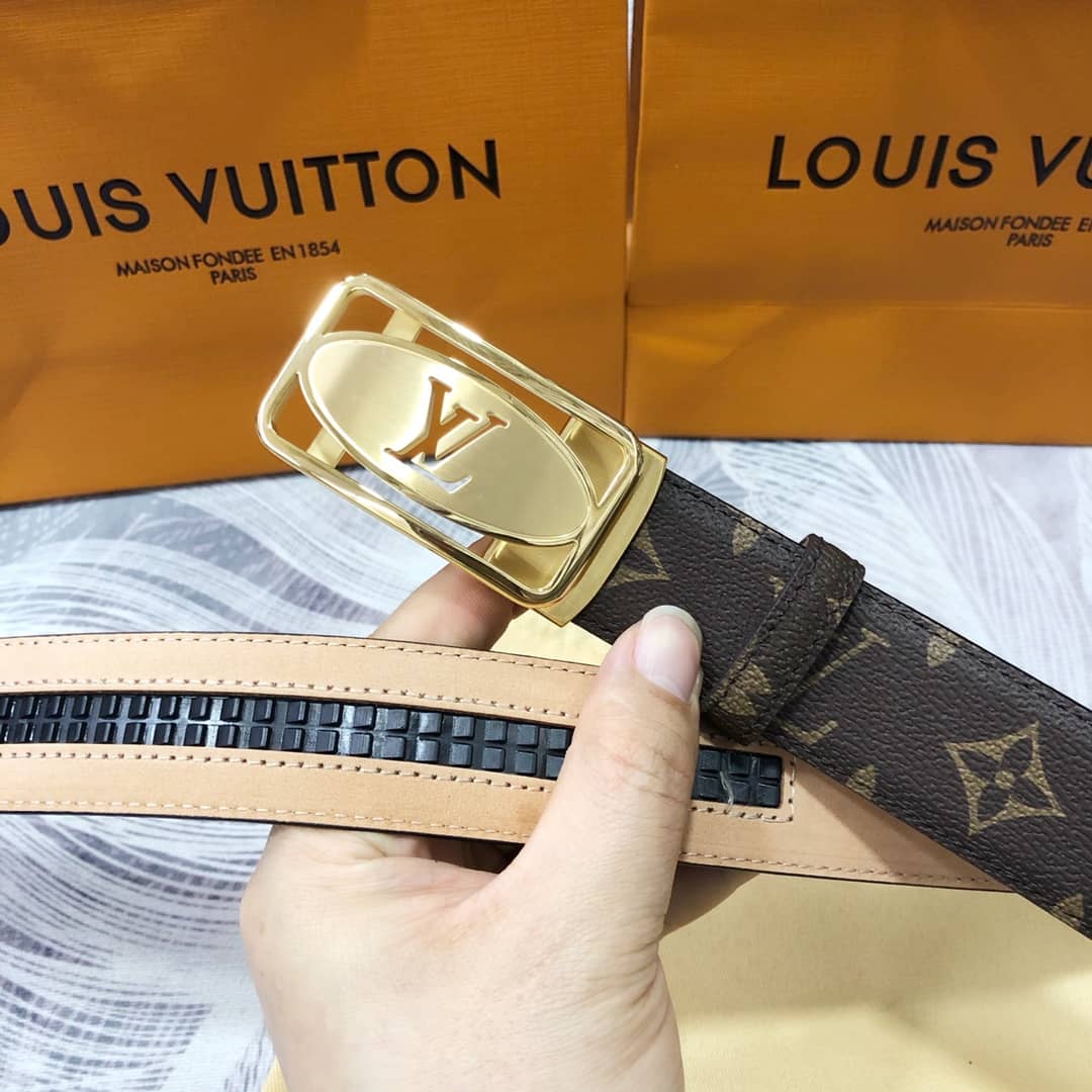 Best Replica Knockoff Louis Vuitton Logo Belt 35mm - Colareps