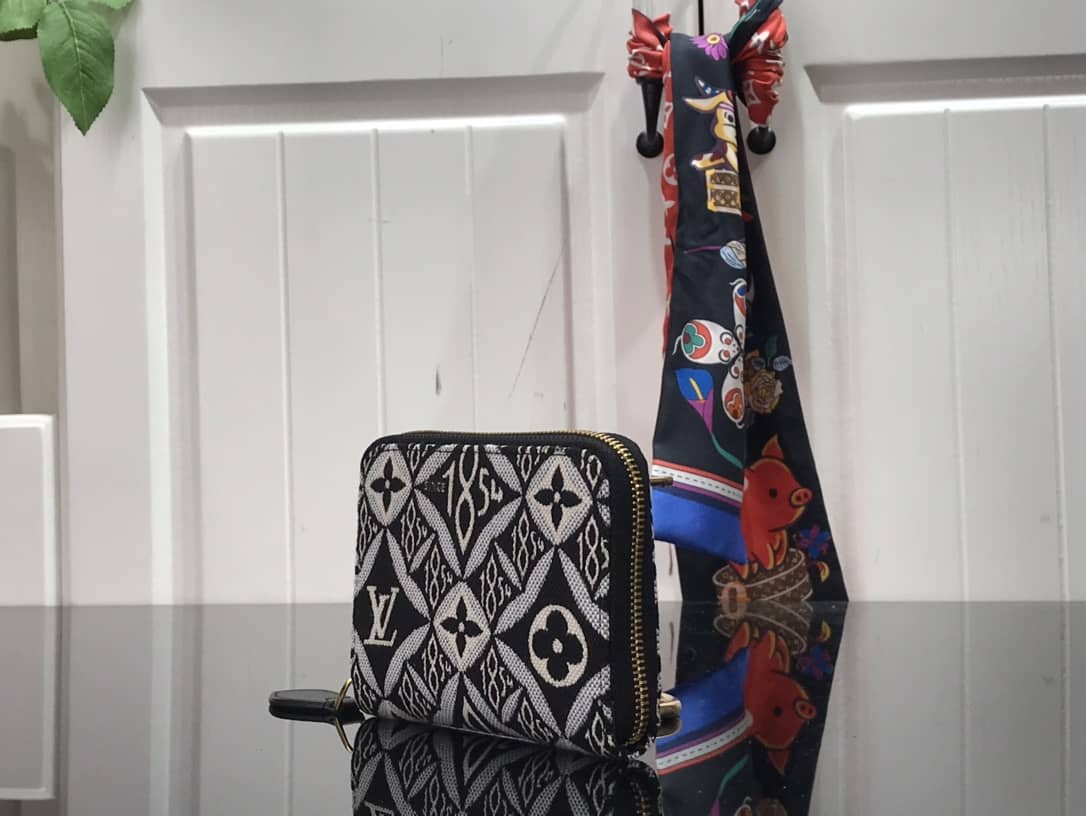 Best Replica Louis Vuitton Wallet Dupe Zippy Coin CaseM69997 - Colareps