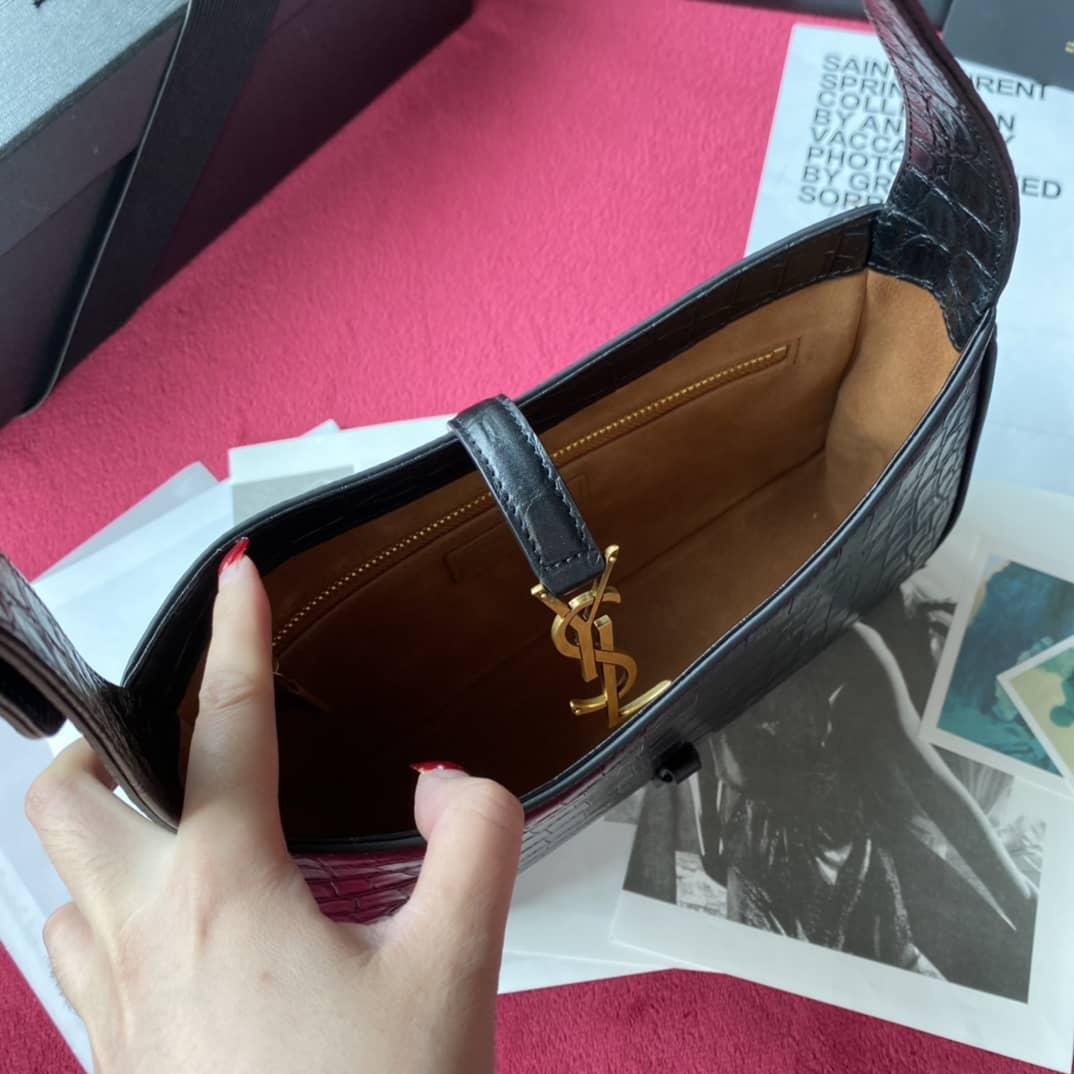 Best Replica YSL Dupes Bags Le 5  7 Smooth Leather Replica Hobo Bag - Colareps